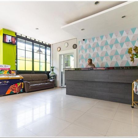 Reddoorz Plus @ Hertasning Area Μακασάρ Εξωτερικό φωτογραφία