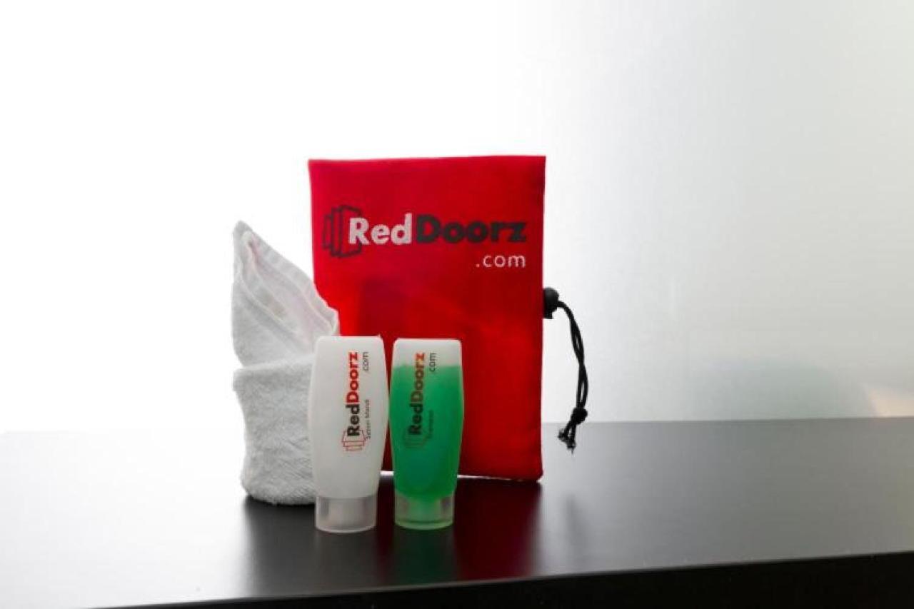 Reddoorz Plus @ Hertasning Area Μακασάρ Εξωτερικό φωτογραφία