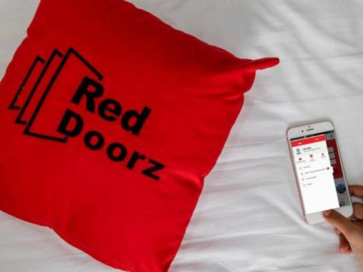 Reddoorz Plus @ Hertasning Area Μακασάρ Εξωτερικό φωτογραφία