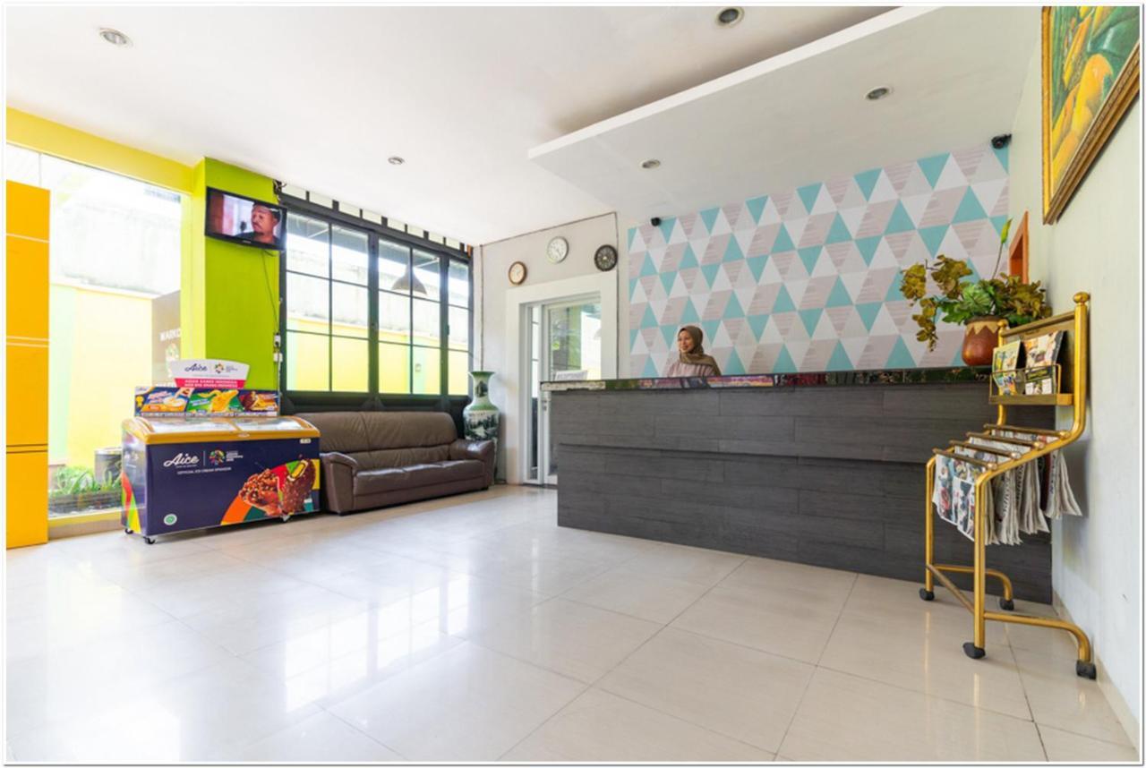Reddoorz Plus @ Hertasning Area Μακασάρ Εξωτερικό φωτογραφία
