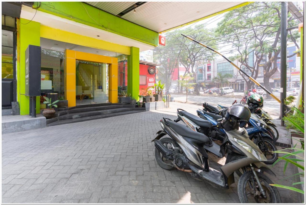 Reddoorz Plus @ Hertasning Area Μακασάρ Εξωτερικό φωτογραφία